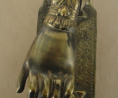 Door knocker 'hand' , A'.