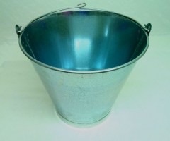 Well bucket, conical.