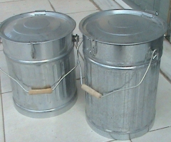 Trash can.